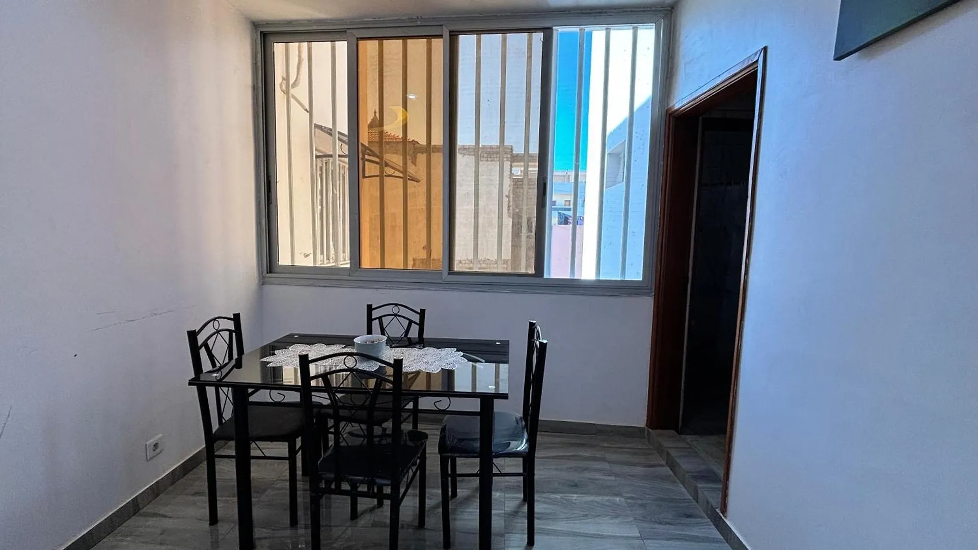 Magnifique Appartement Meuble A Dakar, Rte De Rufisque