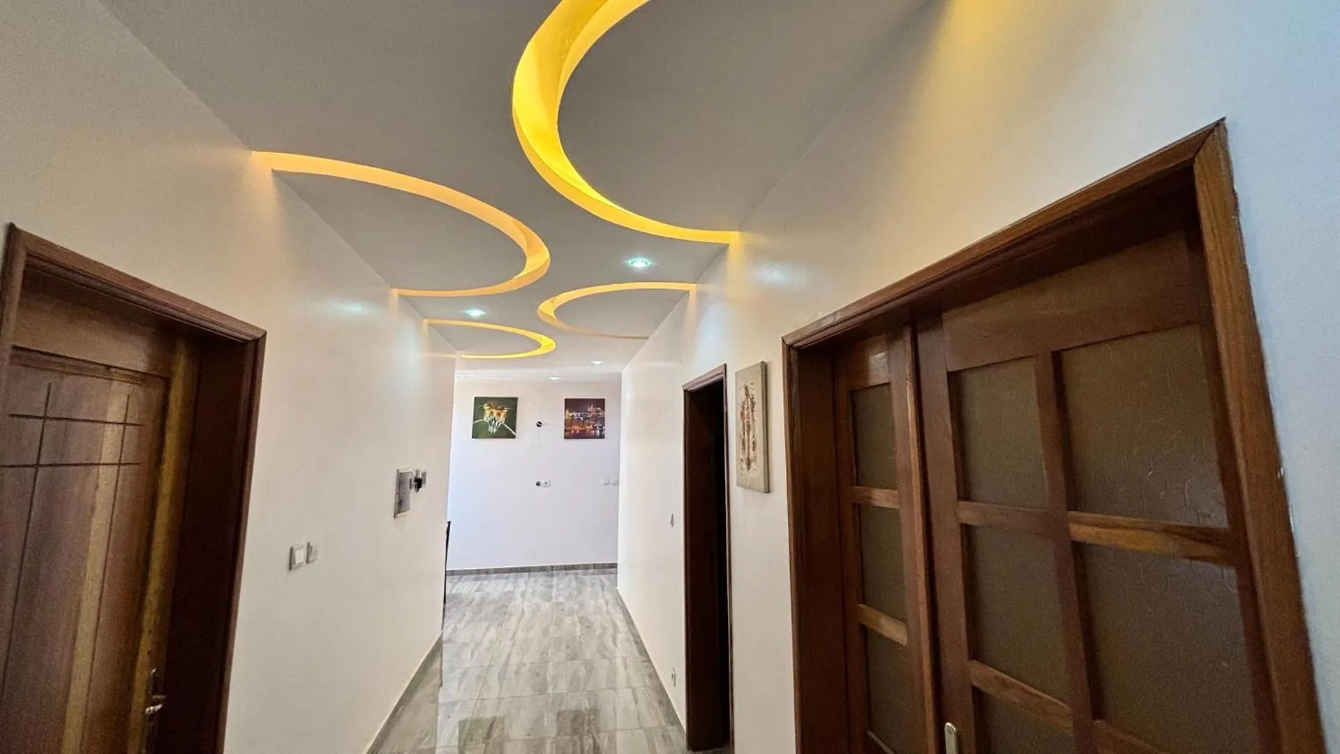 Magnifique Appartement Meuble A Dakar, Rte De Rufisque